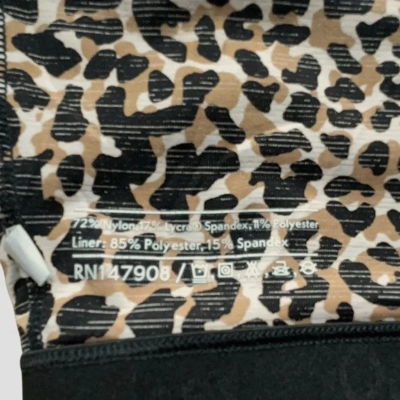 OUTDOOR VOICES CROP TOP SPORTS BRA LEOPARD PRINT | MEDIUM - Picture 7 of 8